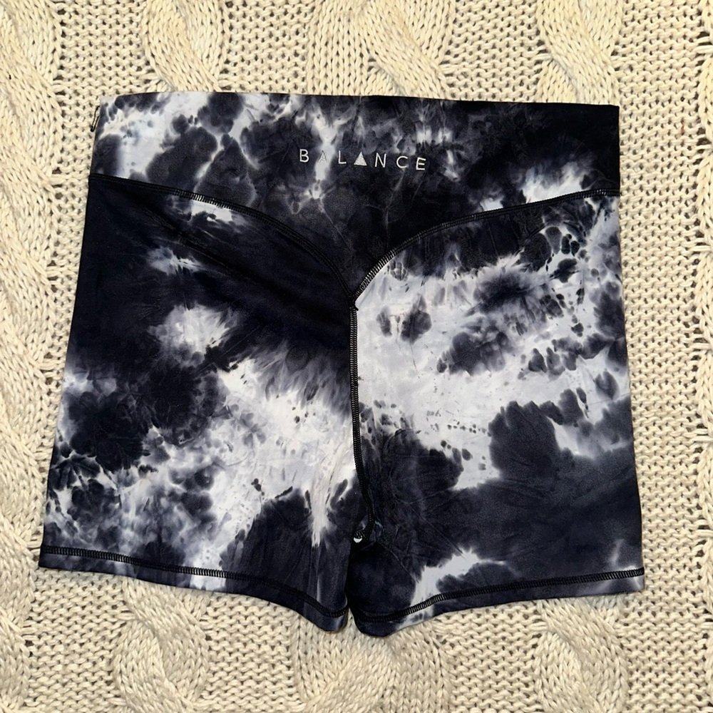 Balance Athletica The Cloud Short in the Avalanche Tie Dye‎